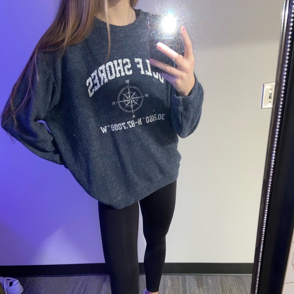 ⭐️VINTAGE OVERSIZED CREW NECK⭐️ - Picture 1 of 3